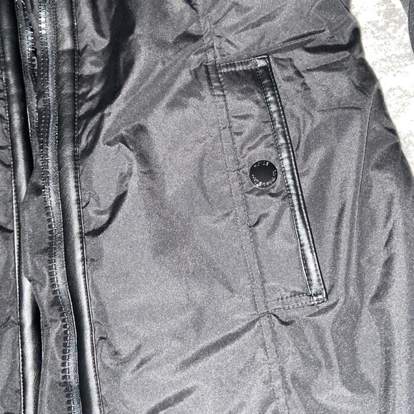 Noize Women’s Parka (faux fur trim) - Picture 7 of 8